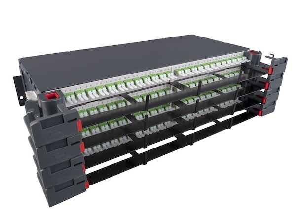 Полка 3U ODF PRIME, левый ввод, 4х24 (96) портов LC дуплекс APC, одномод, раскладка волокон по DIN